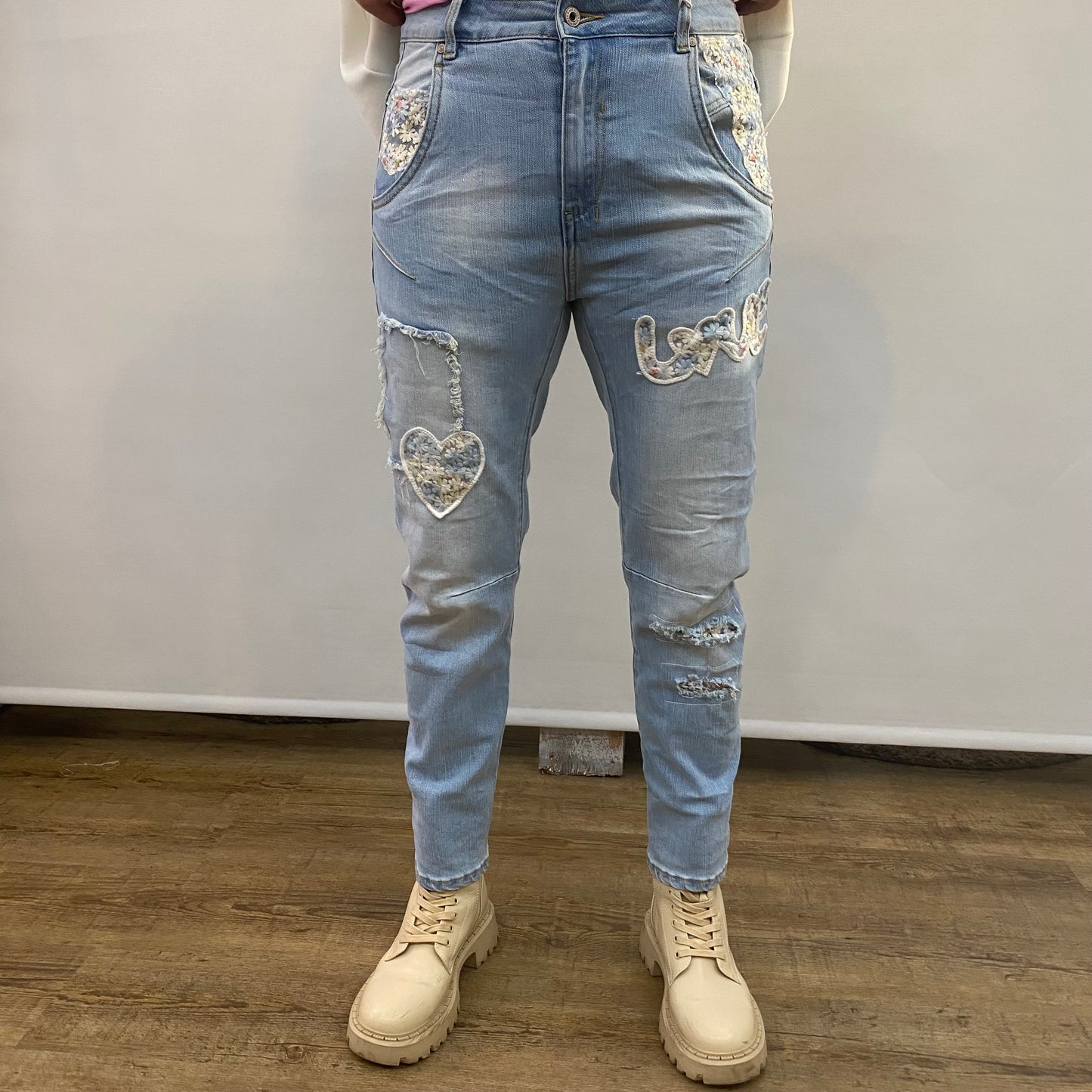 Jeans Hose "Anna" mit Häkel Applikationen
