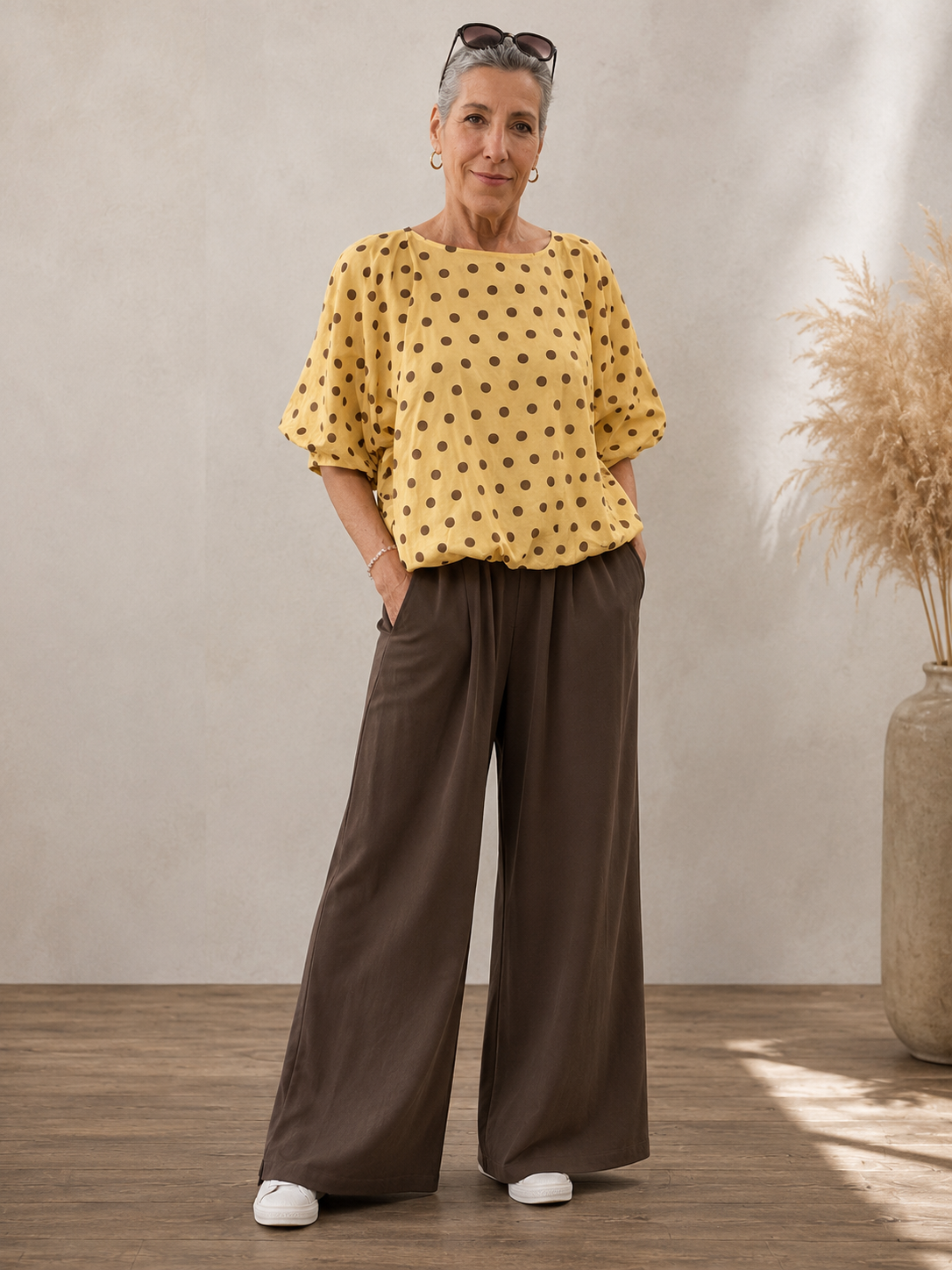 Baumwoll-Bluse mit Punkten – Sonniger Retro-Charme ☀️🤎