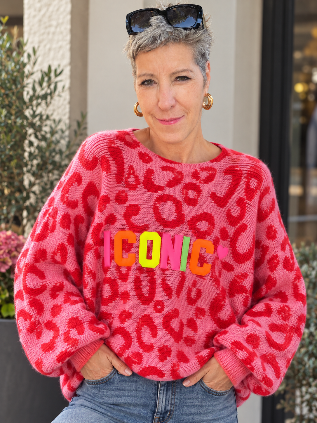 Kuscheliger Leo-Pullover „ICONIC“ – Pink/Rot