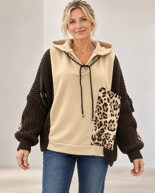 Kapuzen-Sweatshirt mit Strickärmeln und Leo-Tasche