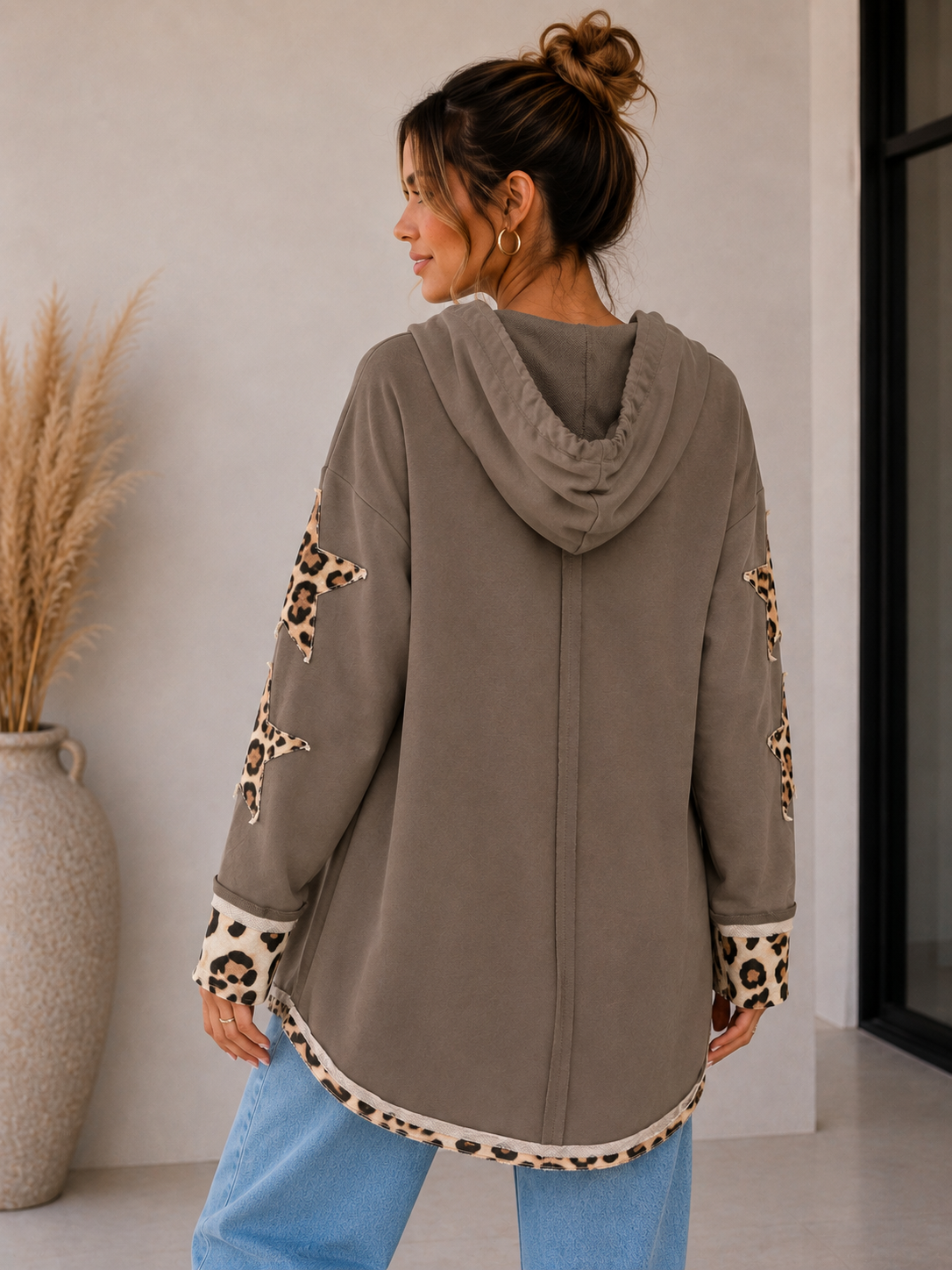 Hoodie-Sweatshirt mit Leo-Sternen