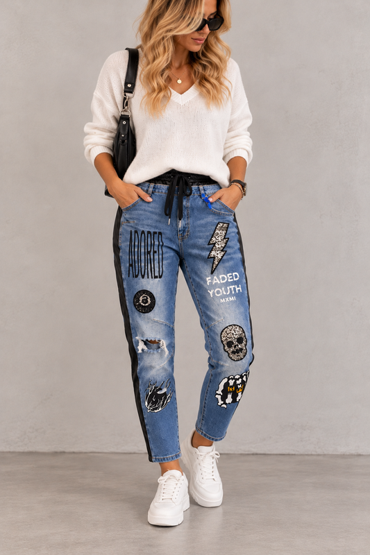 Trendige Boyfriend Jeans im Materialmix – Denim & Kunstleder