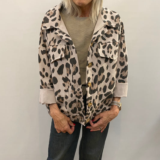 Damen Jacke Leo Look mit großen Taschen und Strass Totenkopf Beige