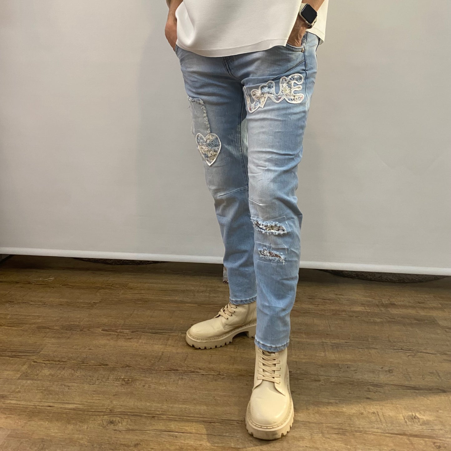 Jeans Hose "Anna" mit Häkel Applikationen