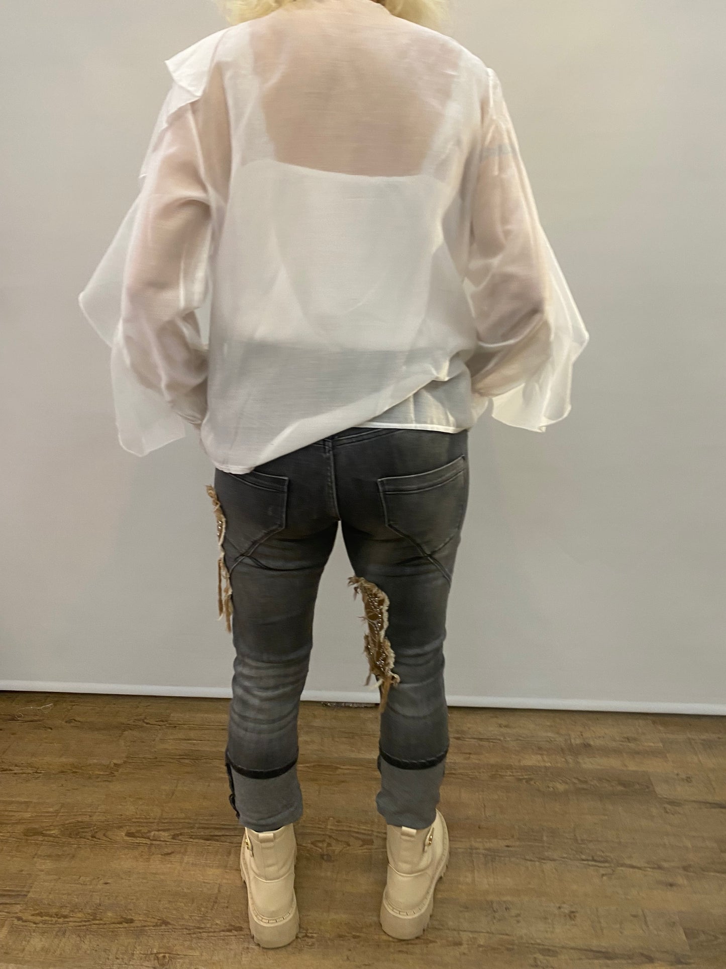 Rüschenbluse in weiss