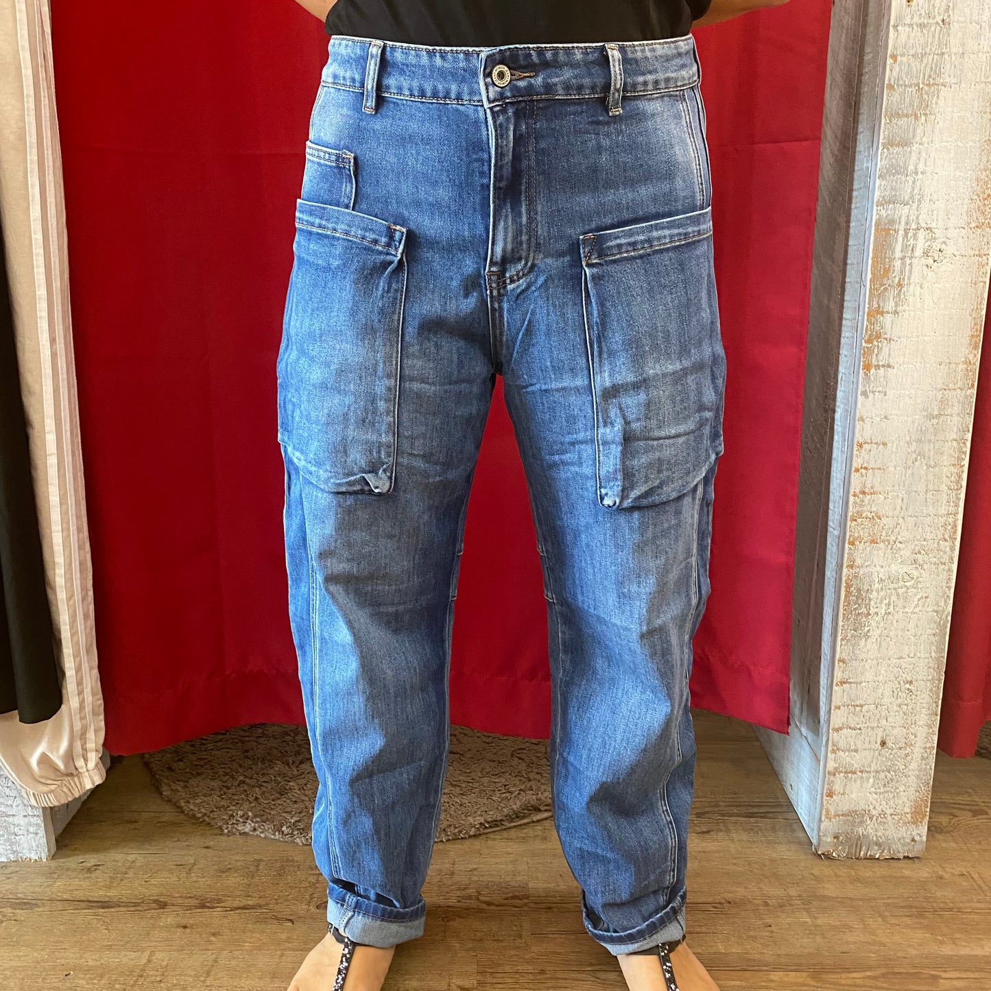 Jeanshose im angesagten Cargo-Look